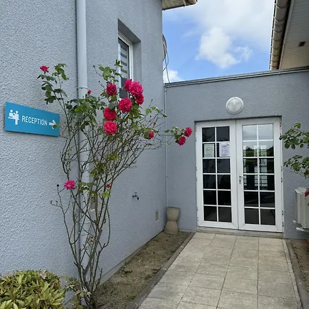 Kyriad Direct Bezannes Hotel