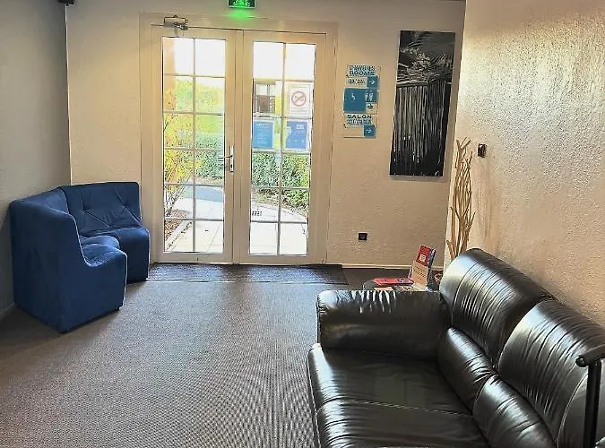 Kyriad Direct Bezannes Hotel Reims